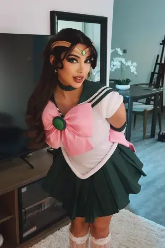 Julia Bayonetta OnlyFans brezplačno 2