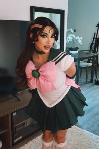 Julia Bayonetta OnlyFans brezplačno 1