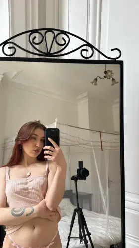 Madelaine Rousset OnlyFans brezplačno 2