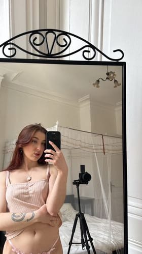 Madelaine Rousset OnlyFans brezplačno 1
